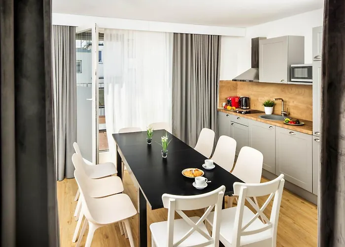 Jimmys Xxl Hotel 4*