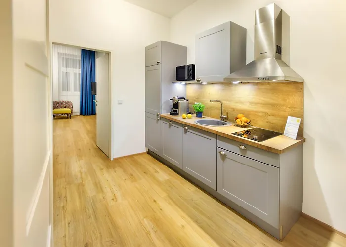 Hotel Jimmys Xxl 4*