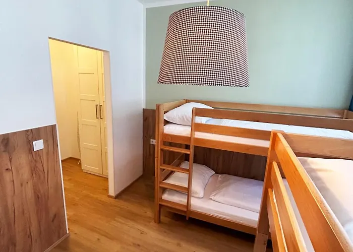 Jimmys Xxl Hotel 4*